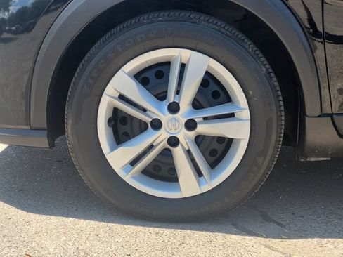 Certified 2024 Nissan Kicks S FWD image 5