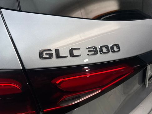 Used 2023 Mercedes-Benz GLC 300 4MATIC image 23