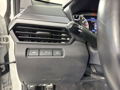 Certified 2024 Nissan Altima 2.5 SR image 16