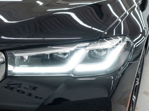 Used 2023 BMW 530e xDrive w/ Executive Package image 50