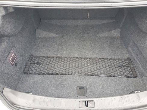 Certified 2015 Chevrolet Malibu LT w/ Power Convenience Package image 8