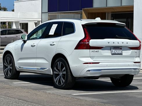 Certified 2023 Volvo XC60 T8 Plus AWD/4WD image 6