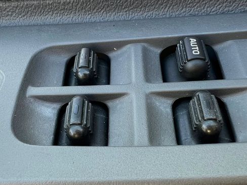 Used 2008 Dodge Ram 1500 Truck SLT RWD image 36