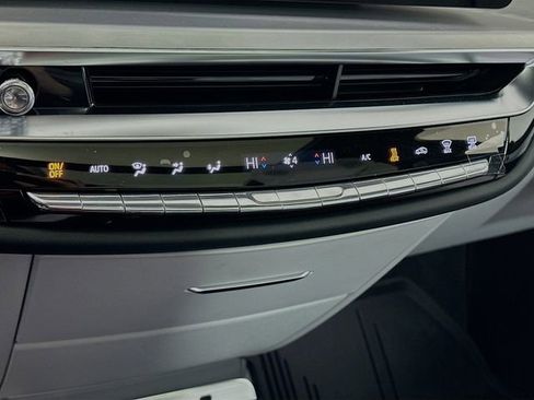 New 2026 Cadillac Lyriq Premium Luxury AWD/4WD image 15