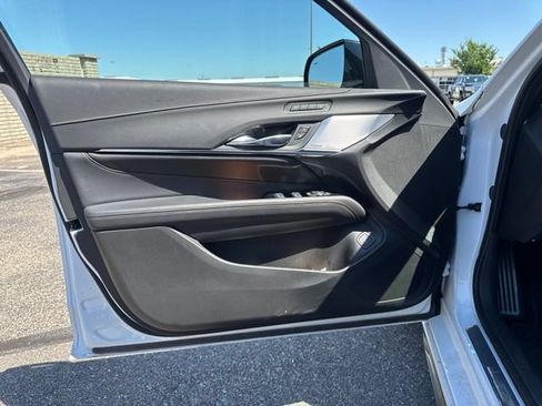 Used 2025 Cadillac CT4 V w/ Navigation Package AWD/4WD image 9