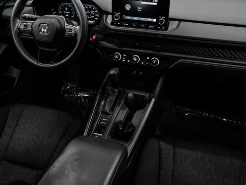 Used 2024 Honda Accord LX image 27