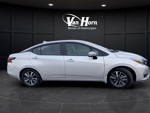 New 2025 Nissan Versa SV w/ Trunk Package image 2