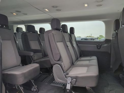 Used 2022 Ford Transit 350 XLT image 25