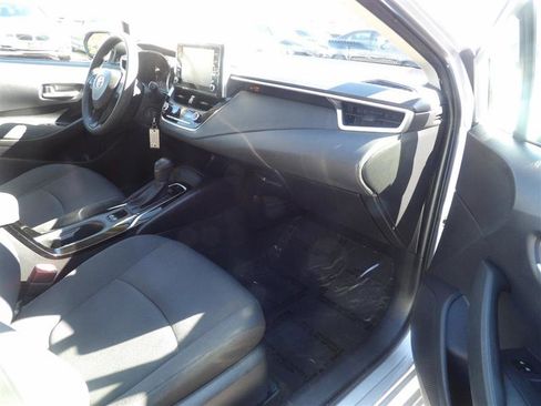 Used 2020 Toyota Corolla LE image 7