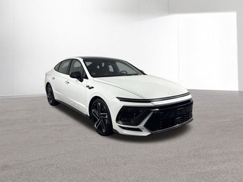 Certified 2025 Hyundai Sonata N Line image 12