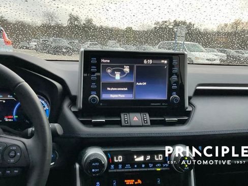 Used 2021 Toyota RAV4 XSE image 17