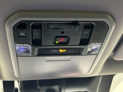 Used 2023 Toyota Tundra Limited image 36