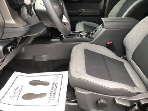 Used 2025 Ford Bronco 4-Door w/ Sasquatch Package image 17