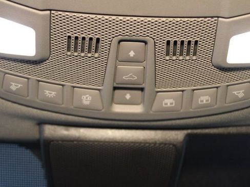 Used 2019 Ford F150 Lariat w/ Equipment Group 502A Luxury AWD/4WD image 29