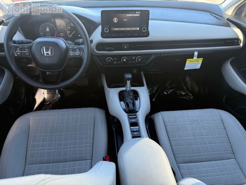Used 2025 Honda HR-V LX image 28