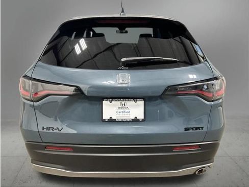 Certified 2026 Honda HR-V Sport image 5