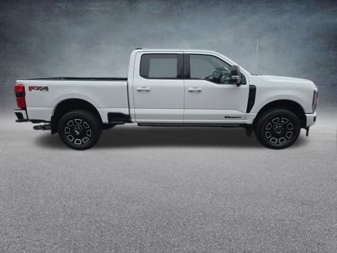 Certified 2025 Ford F250 Platinum AWD/4WD image 12