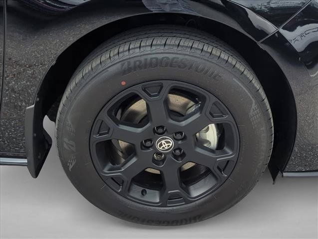 New 2026 Toyota Sienna XLE Woodland Edition AWD/4WD image 4