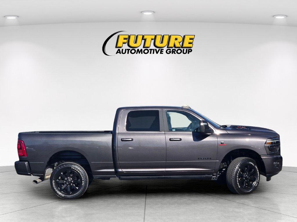 Used 2025 RAM 2500 Laramie AWD/4WD image 3