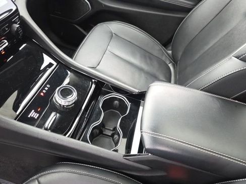 Used 2022 Jeep Grand Cherokee L Limited image 33