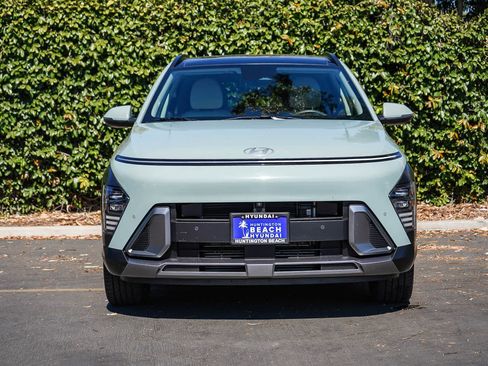 Used 2024 Hyundai Kona Limited AWD/4WD image 3