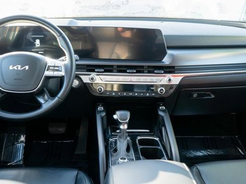 Used 2024 Kia Telluride S w/ S Sunroof Package image 15