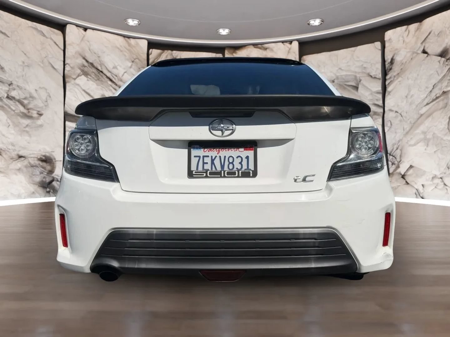 Used 2014 Scion tC FWD image 7