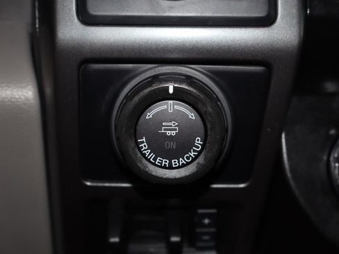 Used 2020 Ford F150 XLT w/ Equipment Group 302A Luxury AWD/4WD image 29