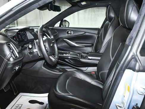 Used 2021 Aston Martin DBX AWD/4WD image 47