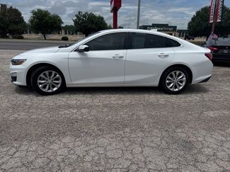 Used 2019 Chevrolet Malibu LT image 1