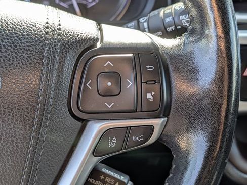 Used 2018 Toyota Highlander Limited Platinum image 20