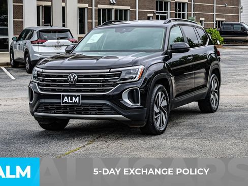 Used 2024 Volkswagen Atlas SE FWD image 4