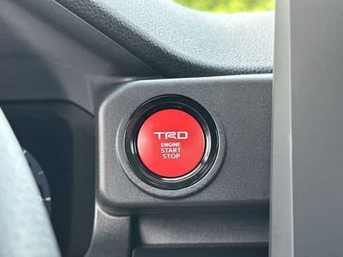 Used 2025 Toyota 4Runner TRD Off-Road AWD/4WD image 10