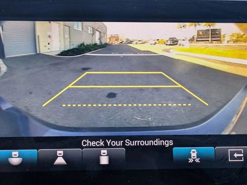 Used 2018 Honda Accord Touring image 8