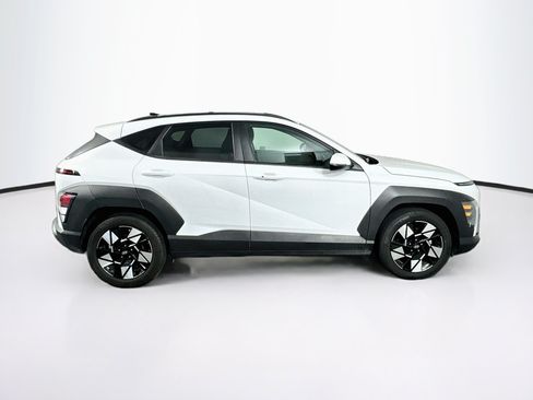 Used 2025 Hyundai Kona SEL FWD image 10