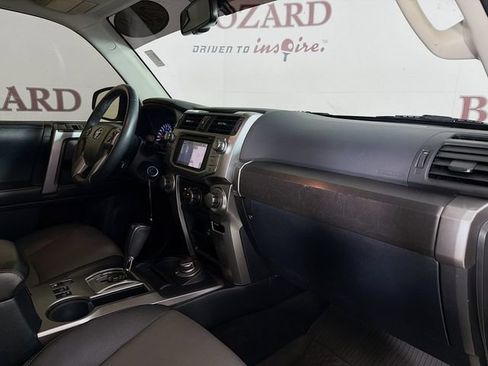 Used 2019 Toyota 4Runner SR5 Premium AWD/4WD image 32