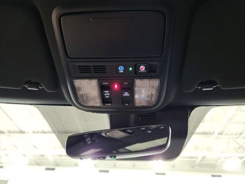 Used 2025 Honda Passport Black Edition image 18