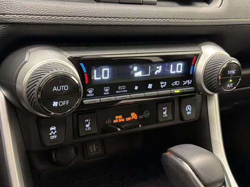 Used 2023 Toyota RAV4 XLE Premium FWD image 18