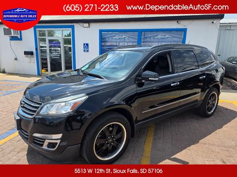 Used 2017 Chevrolet Traverse Premier AWD/4WD image 1