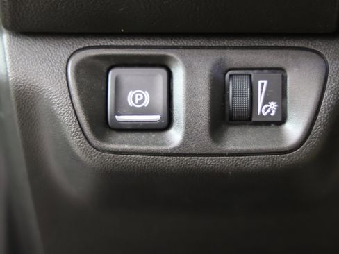 Used 2018 GMC Acadia Denali image 20