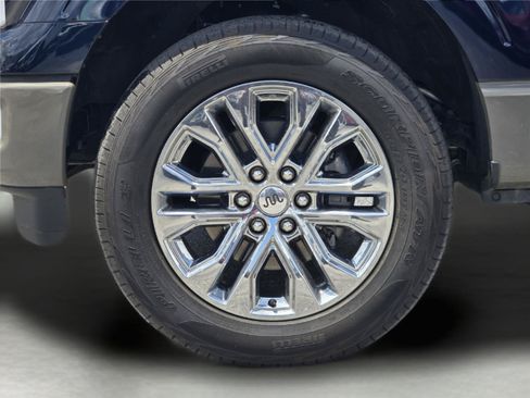 Certified 2025 Ford F150 King Ranch AWD/4WD image 11