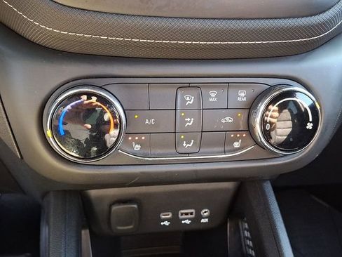 Used 2021 Chevrolet TrailBlazer ACTIV FWD image 16