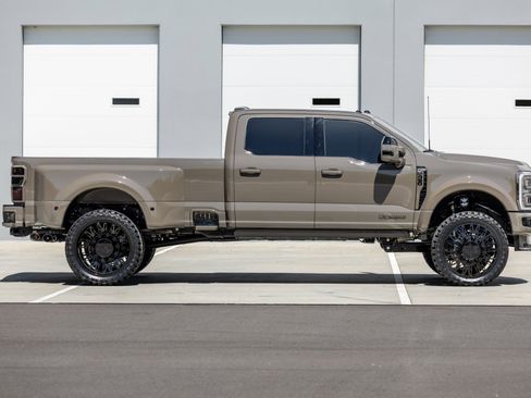 Used 2026 Ford F450 King Ranch w/ Chrome Package AWD/4WD image 13