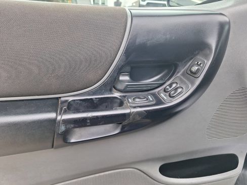 Used 2004 Ford Ranger XL image 15