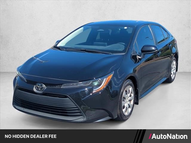 Certified 2025 Toyota Corolla LE FWD image 1