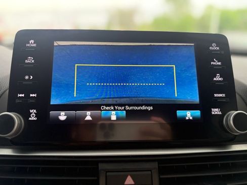 Used 2020 Honda Accord EX-L image 25