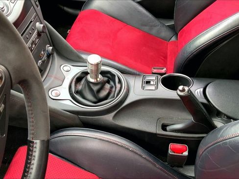 Used 2019 Nissan 370Z NISMO image 13