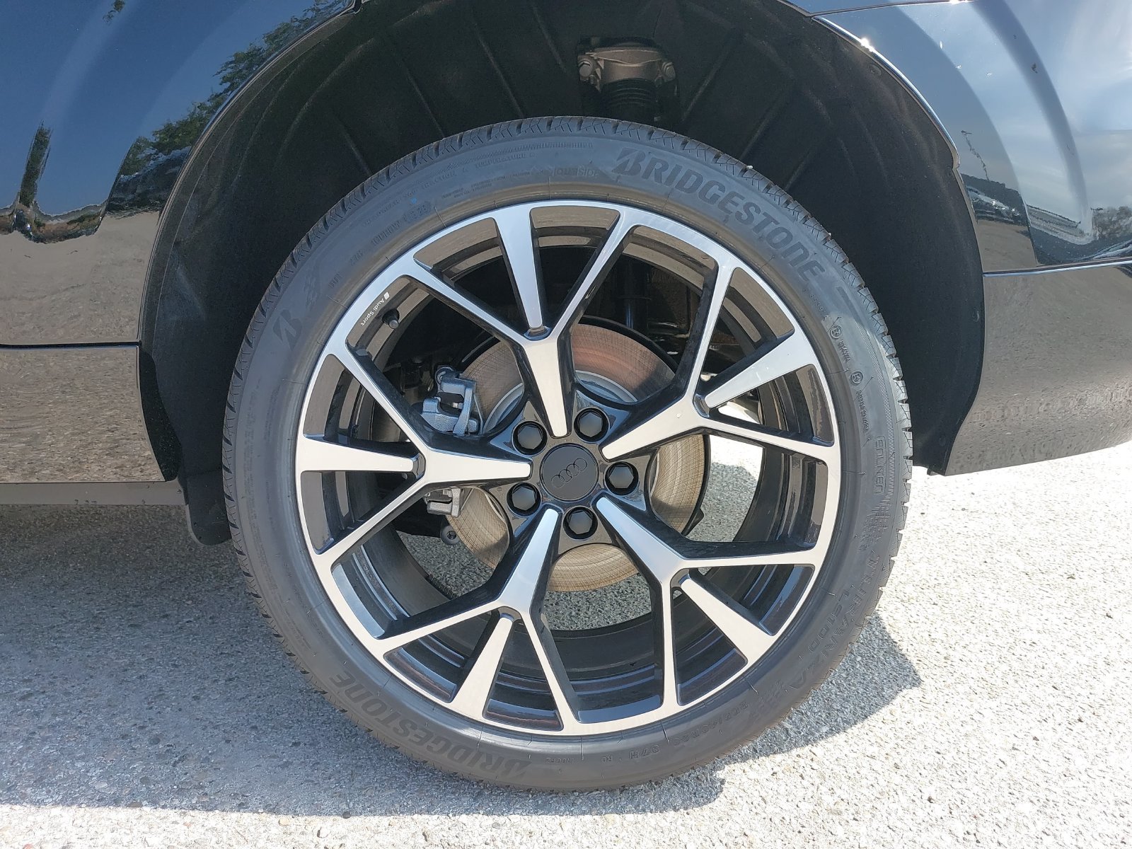 New 2026 Audi Q3 quattro 2.0T AWD/4WD image 37