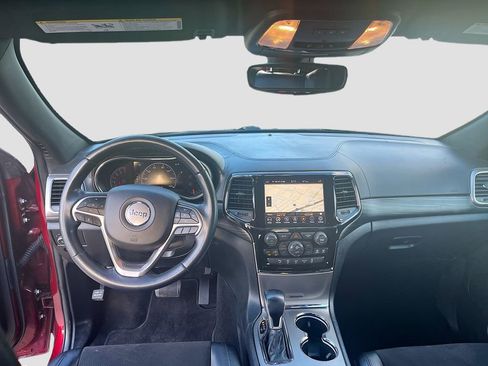 Used 2022 Jeep Grand Cherokee Laredo X image 21