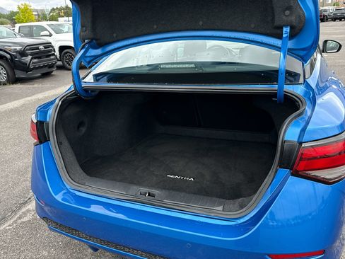 Used 2024 Nissan Sentra SV FWD image 15